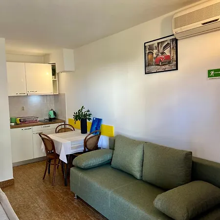 Rubin Apartment