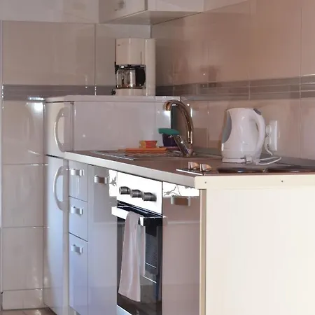 Rubin Apartmán Jelsa (Hvar)